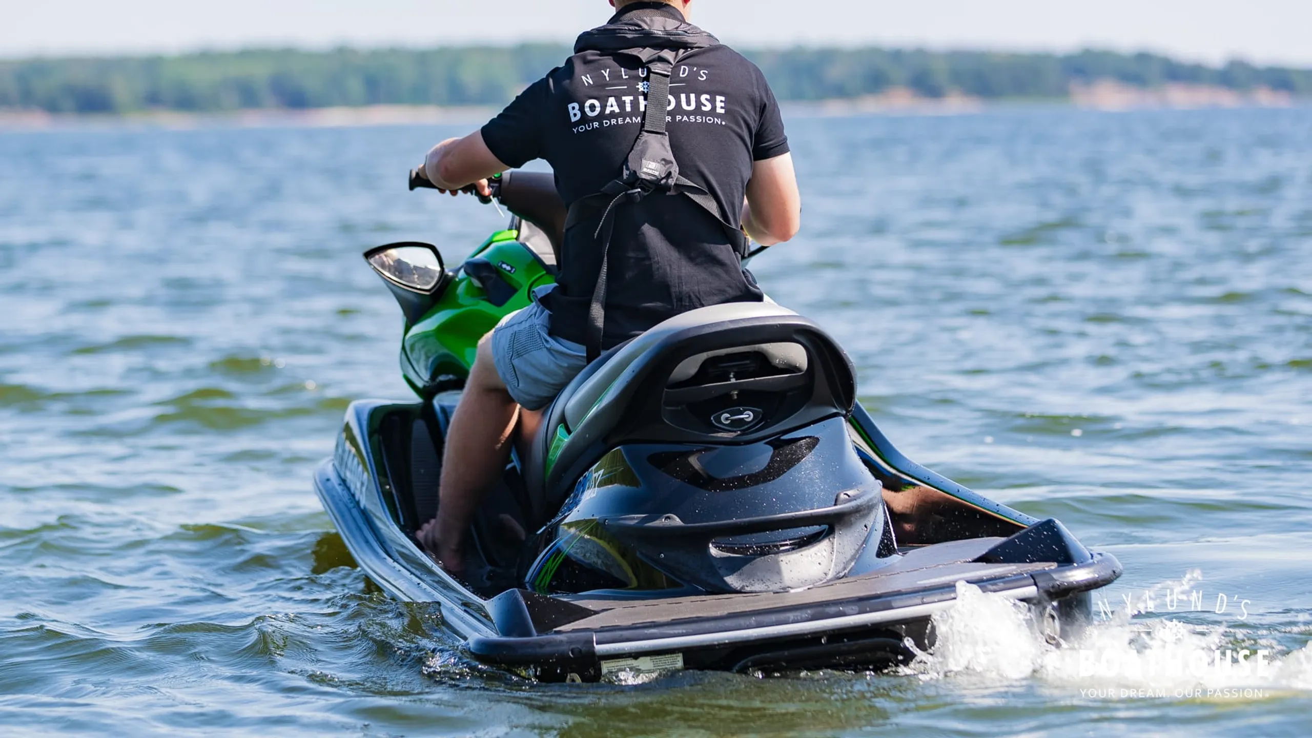 Kawasaki Ultra 300 X - Image 22