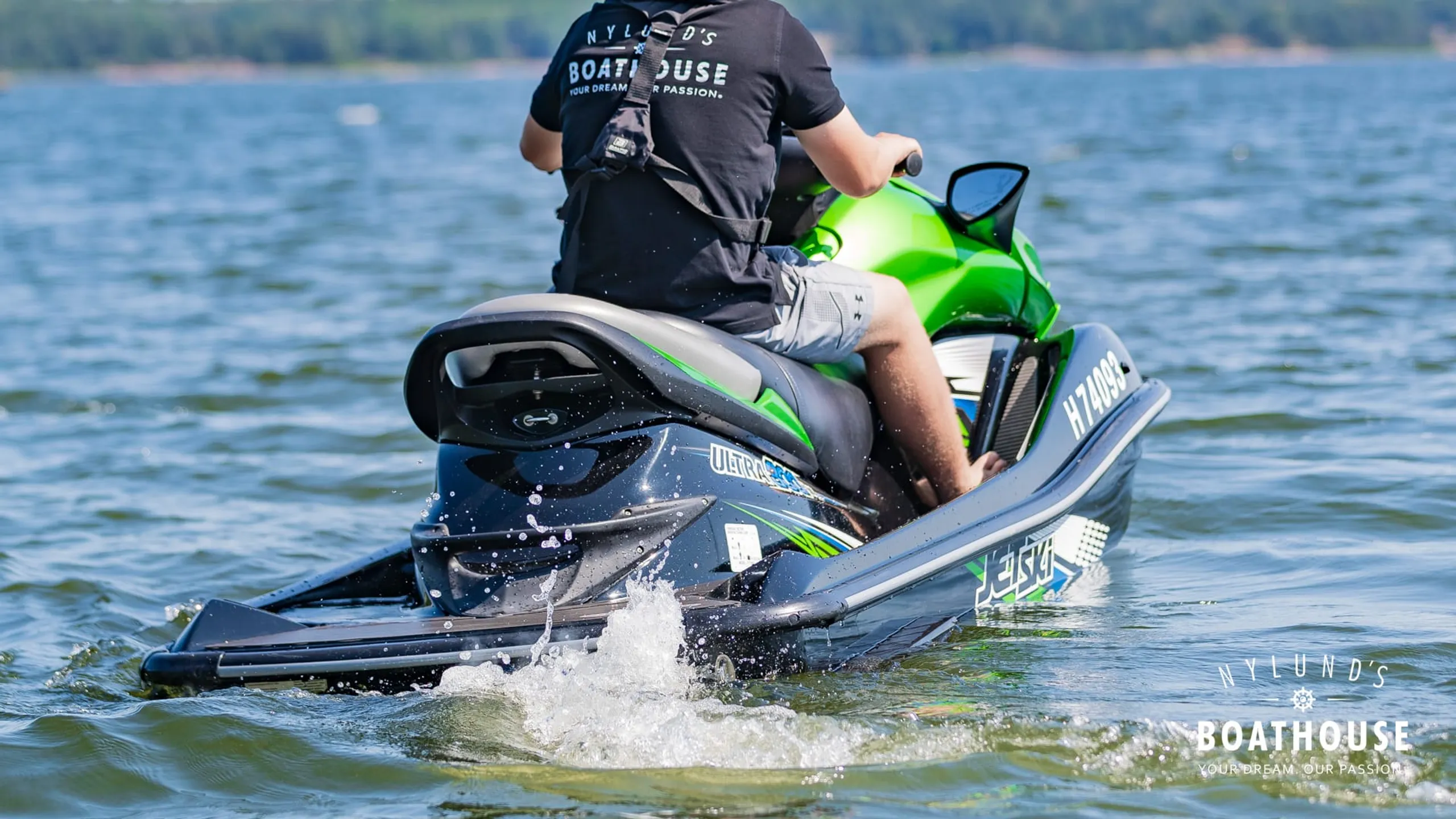 Kawasaki Ultra 300 X - Image 23
