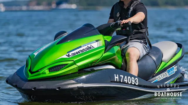 Kawasaki Ultra 300 X