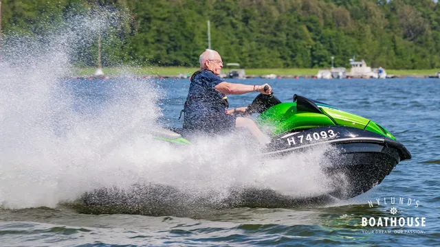 Kawasaki Ultra 300 X