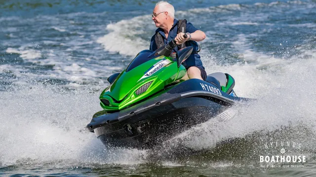 Kawasaki Ultra 300 X