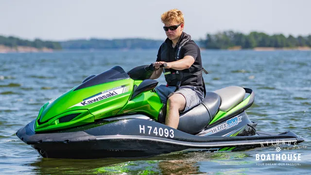Kawasaki Ultra 300 X