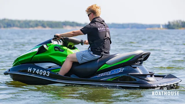 Kawasaki Ultra 300 X