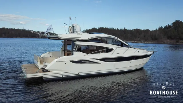 Galeon 430 HTC — På sjön