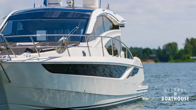 Galeon 430 HTC — På sjön