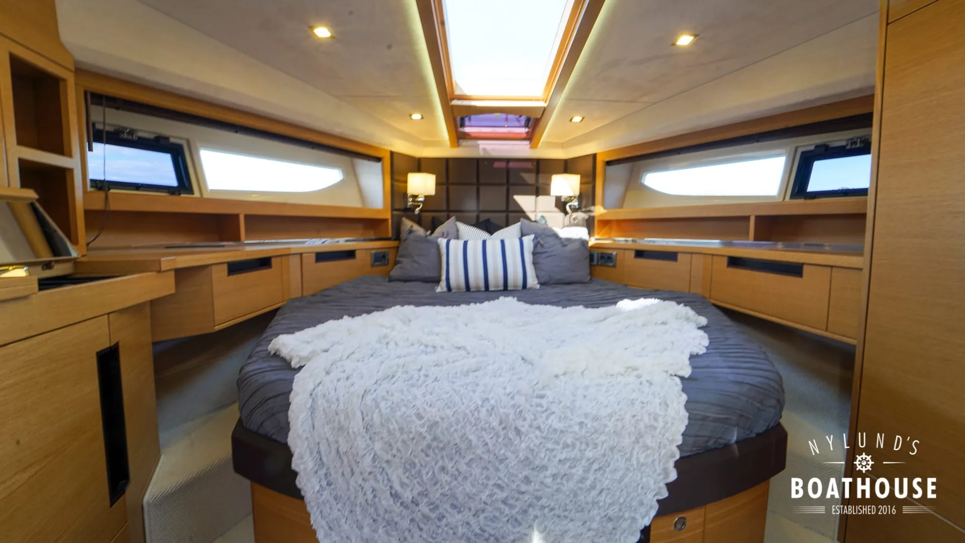 Galeon 430 HTC - Image 26