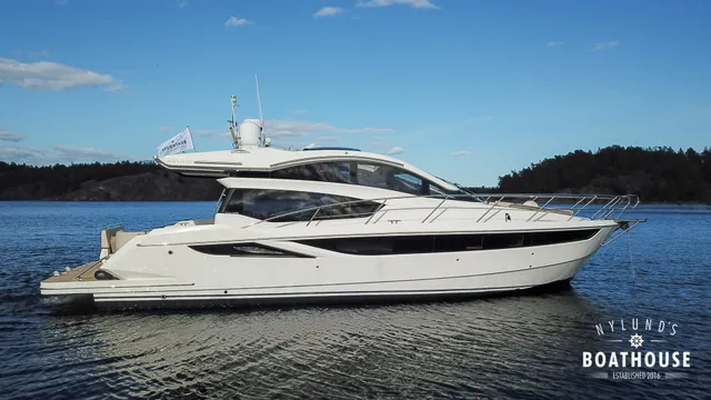 Galeon 430 HTC — Cruising