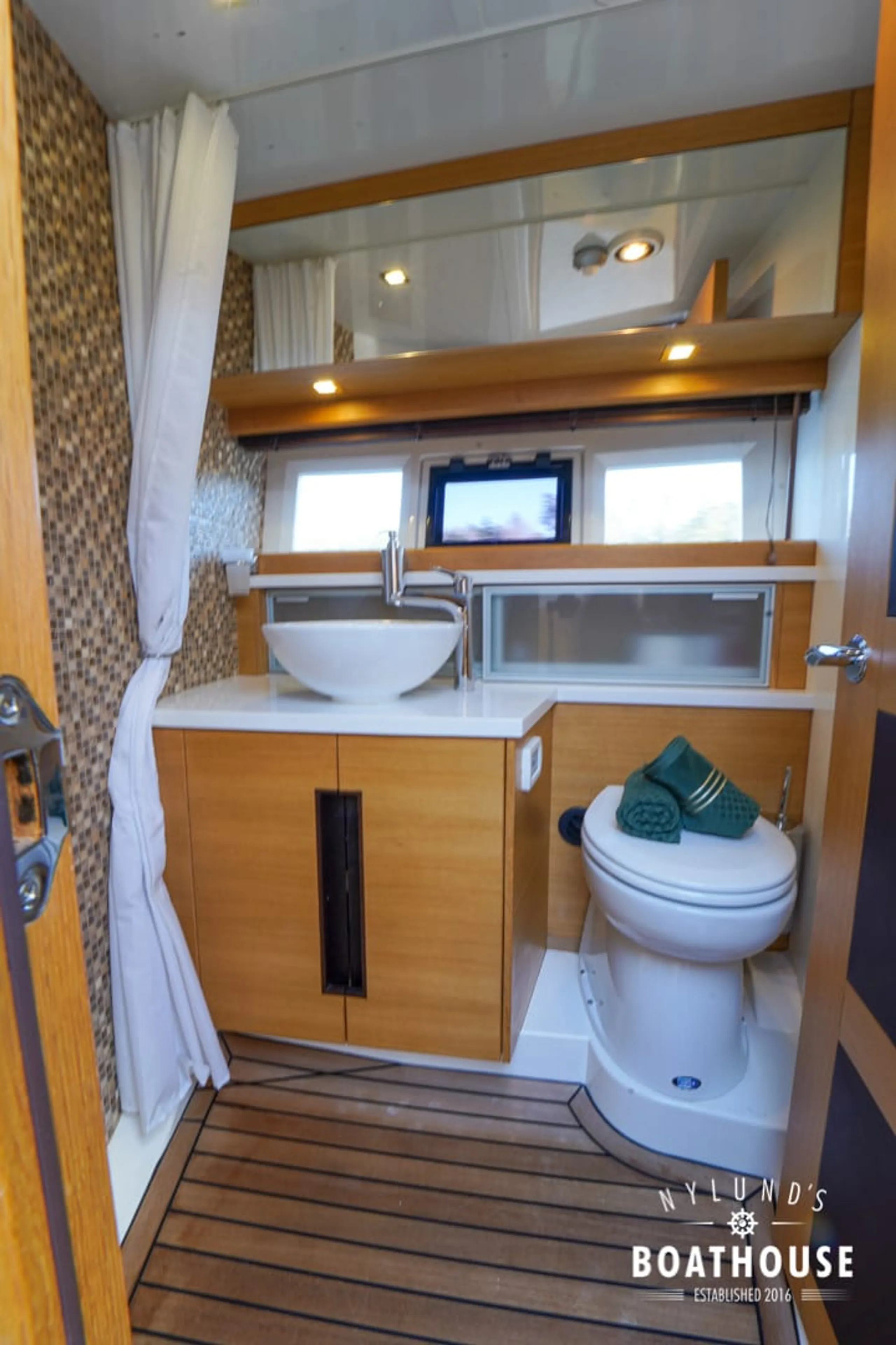 Galeon 430 HTC - Image 47