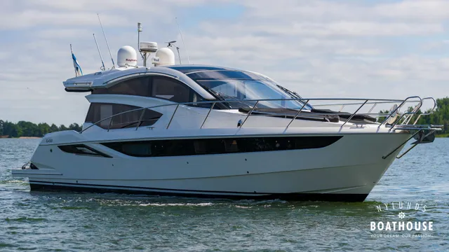 Galeon 430 HTC — På sjön