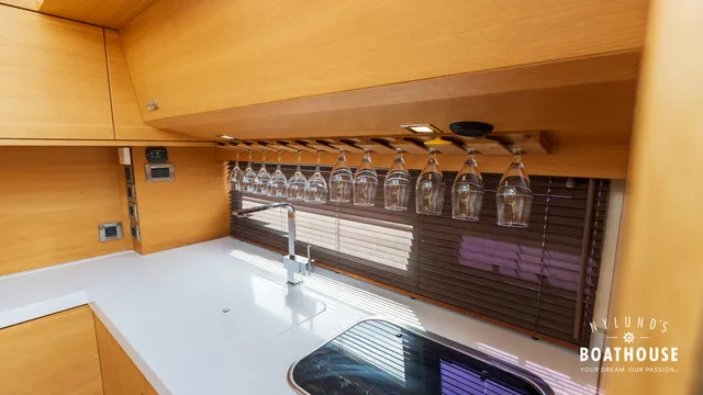 Galeon 430 HTC — Interiör