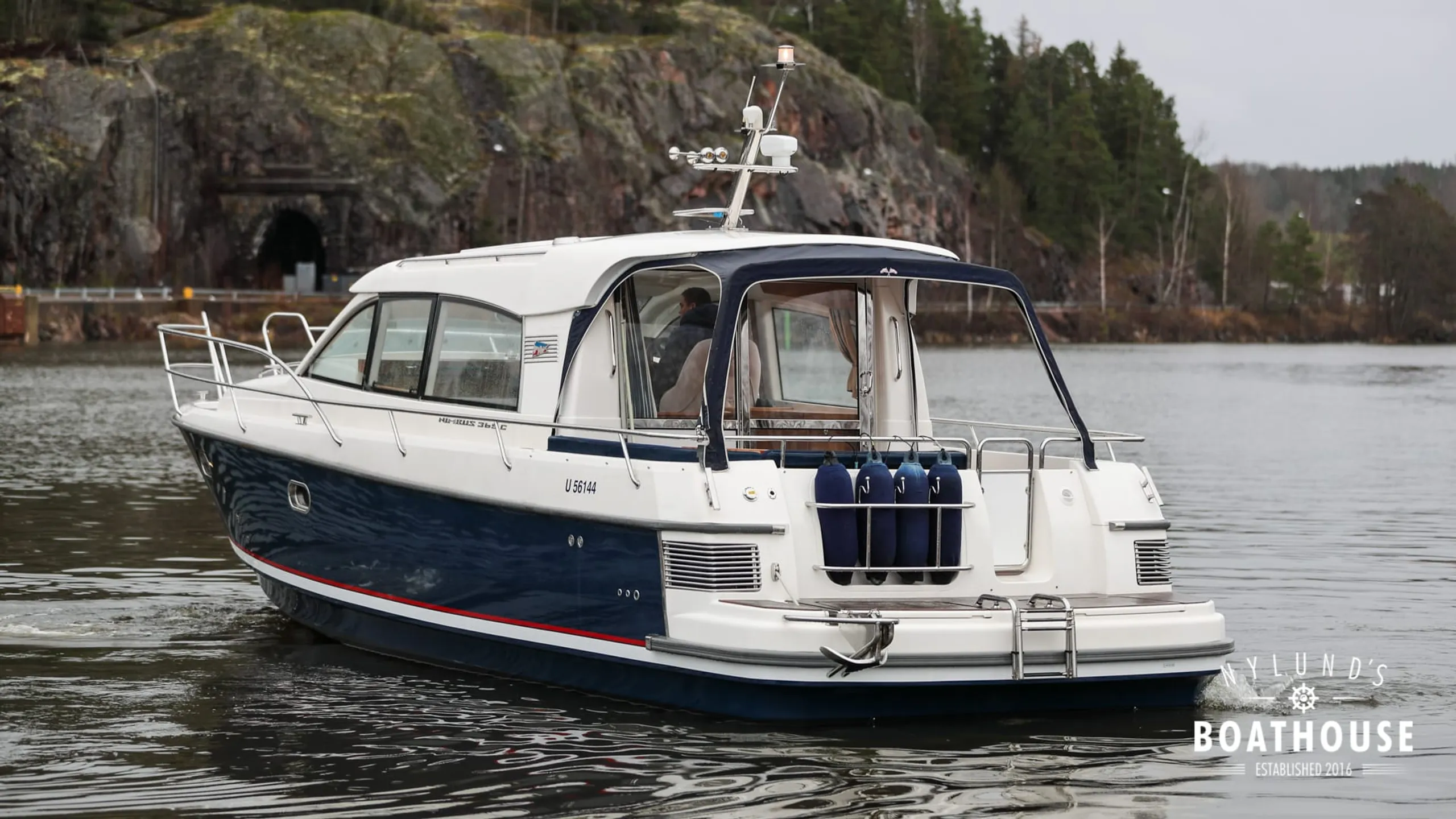 Nimbus 365 Coupé - Image 4