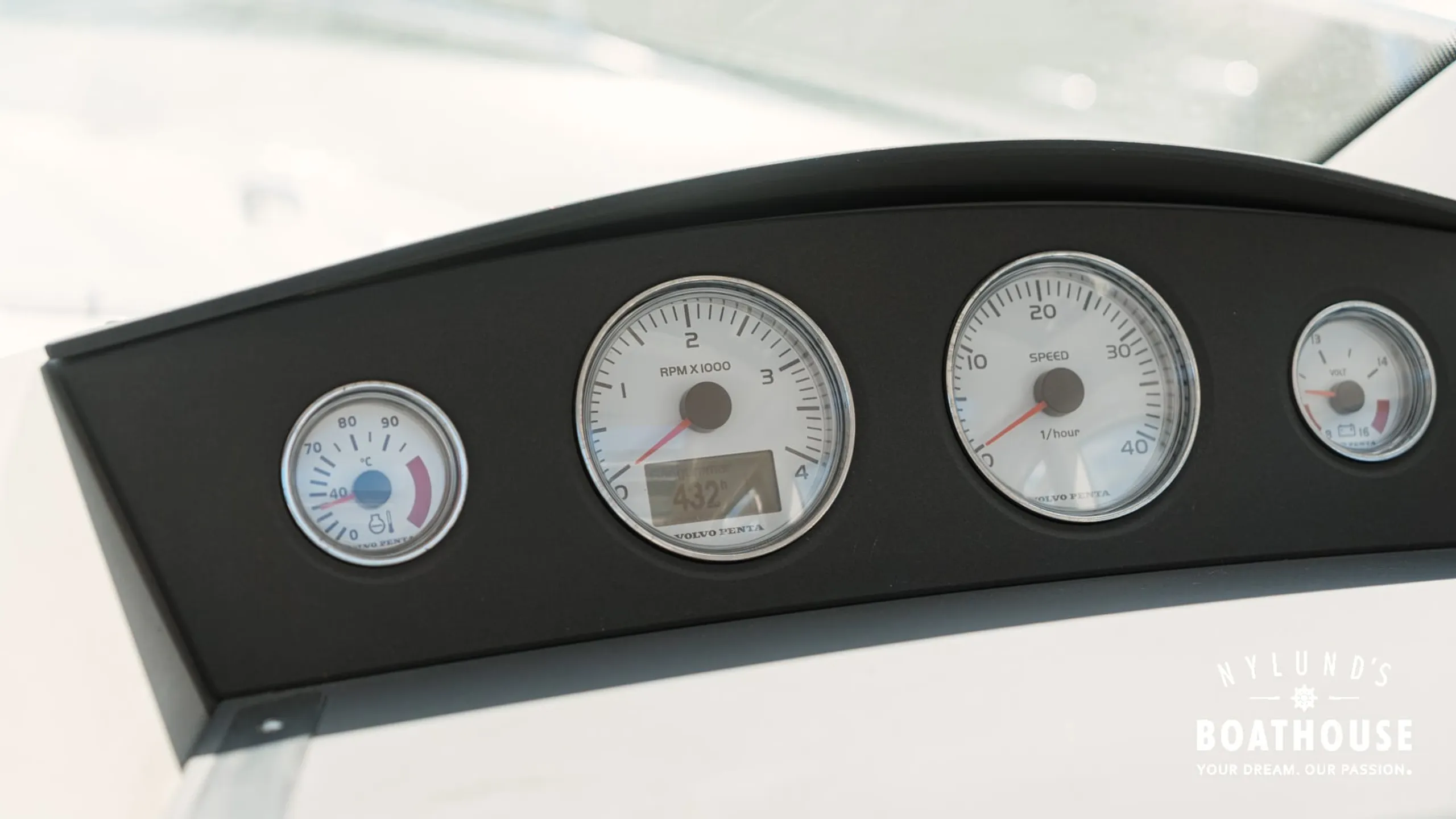 Nimbus 365 Coupé - Image 33