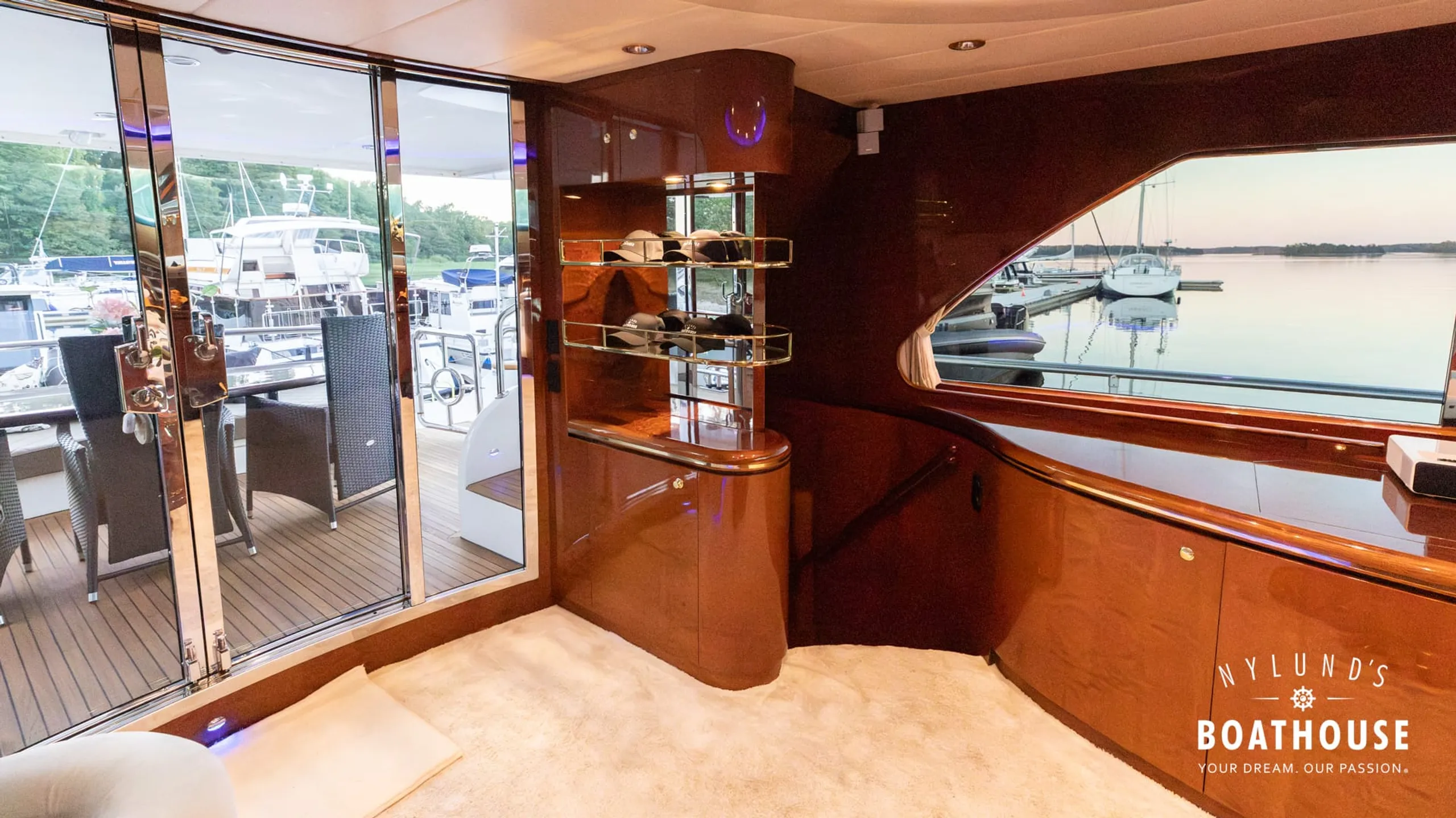 Elegance 68 - Image 177