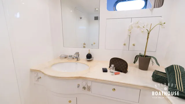 Elegance  68 - Image 129