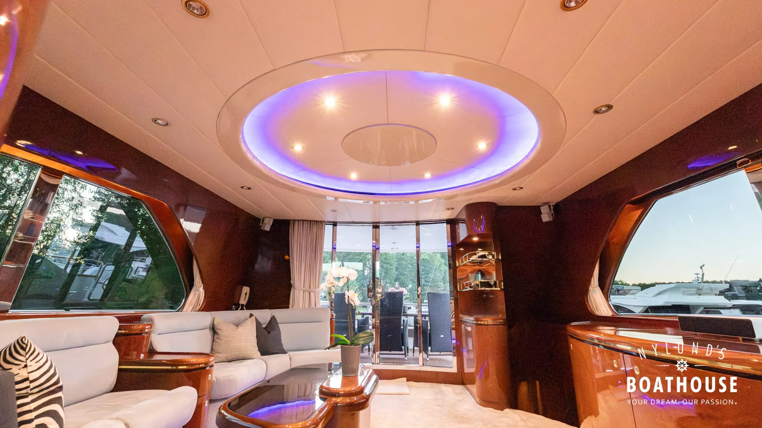 Elegance 68 - Image 175