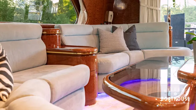 Elegance 68