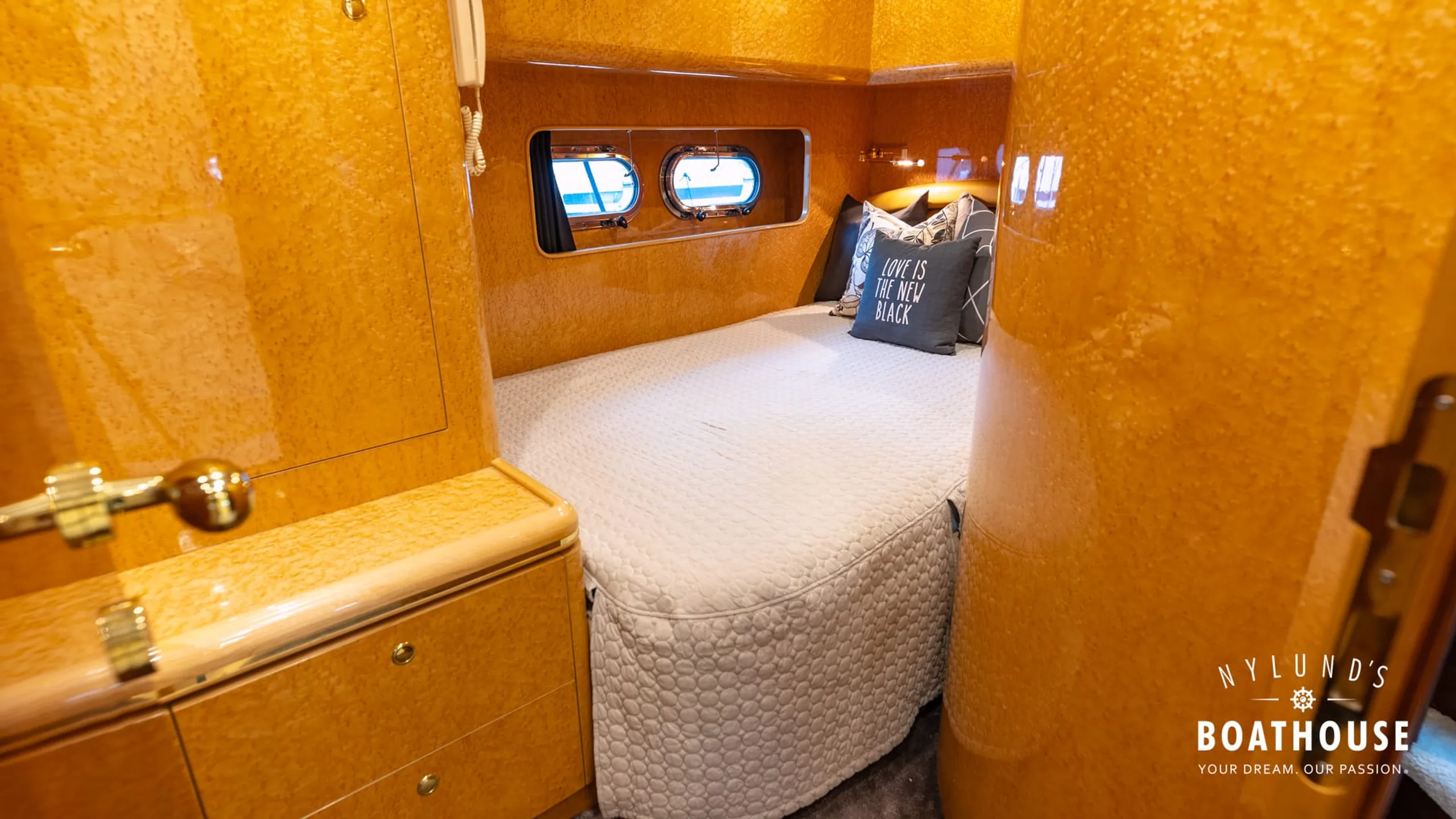 Elegance 68 - Image 150