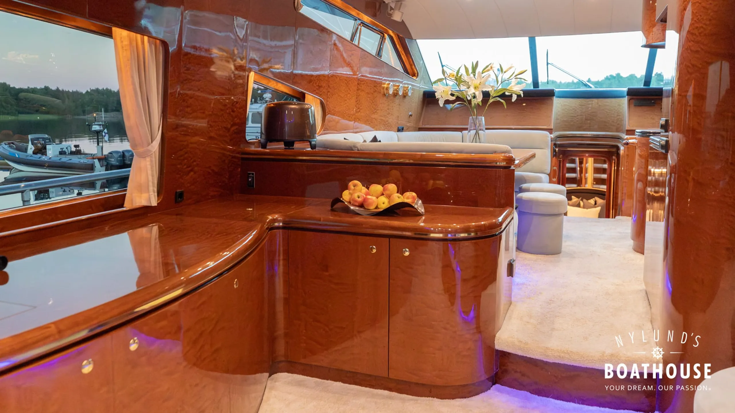 Elegance 68 - Image 205