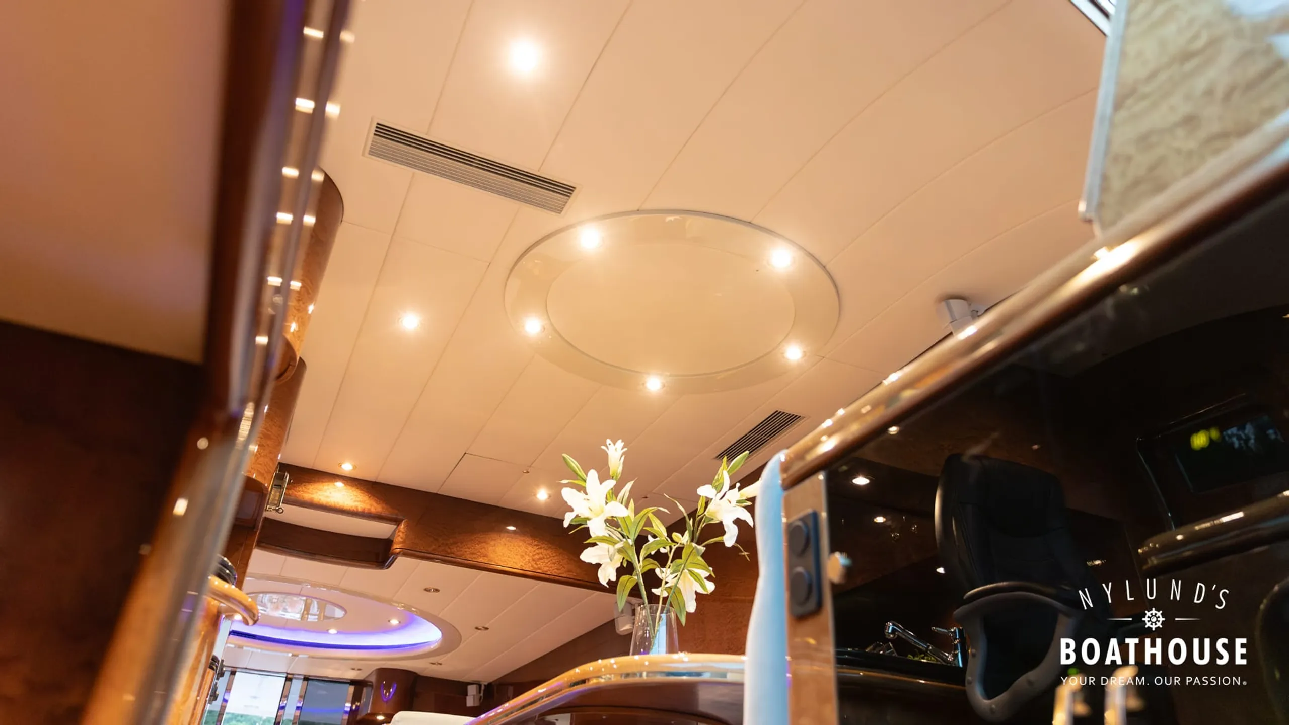 Elegance 68 - Image 222