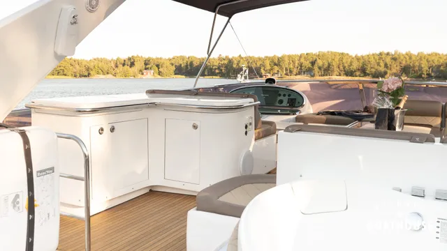 Elegance 68
