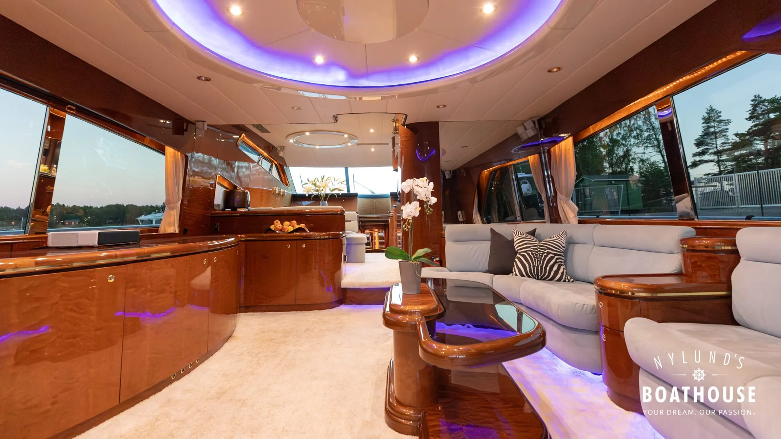 Elegance 68 - Image 202