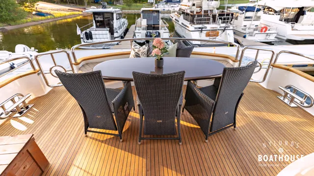 Elegance 68