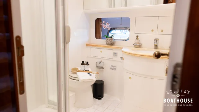 Elegance  68 - Image 147