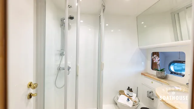 Elegance  68 - Image 151