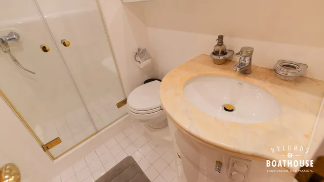 Elegance  68 - Image 199