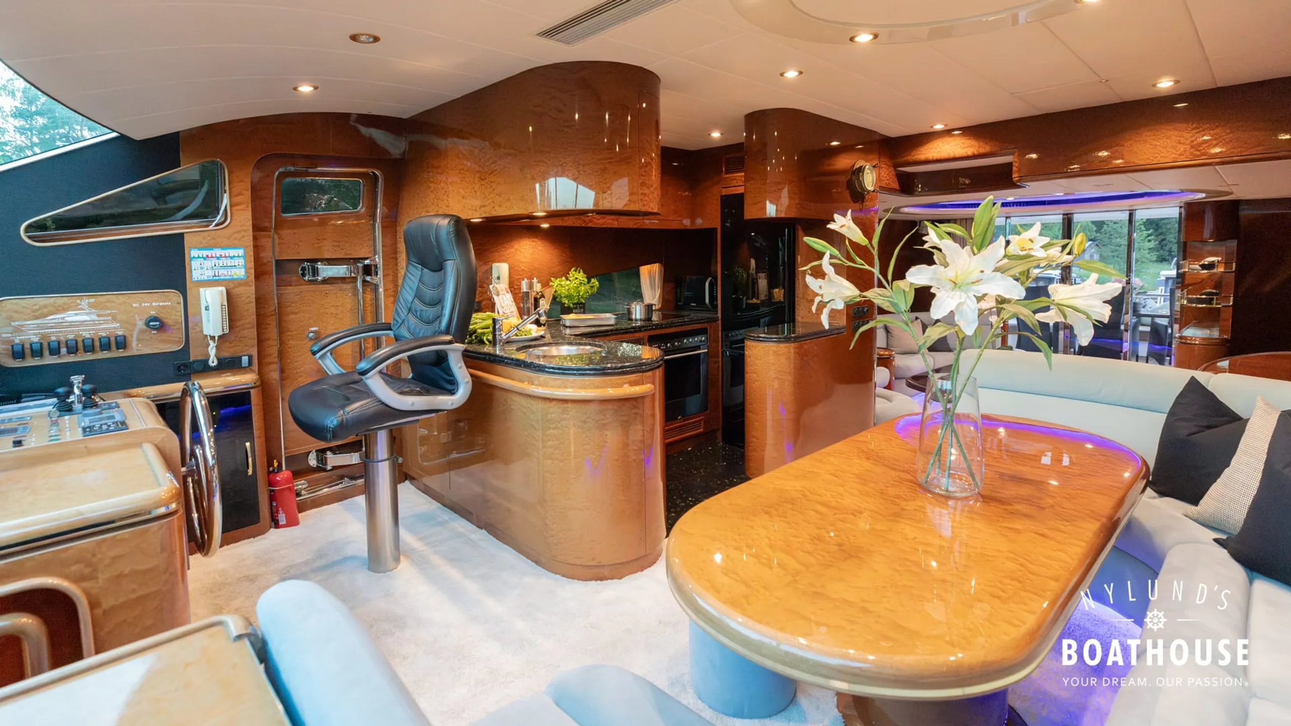 Elegance 68 - Image 182
