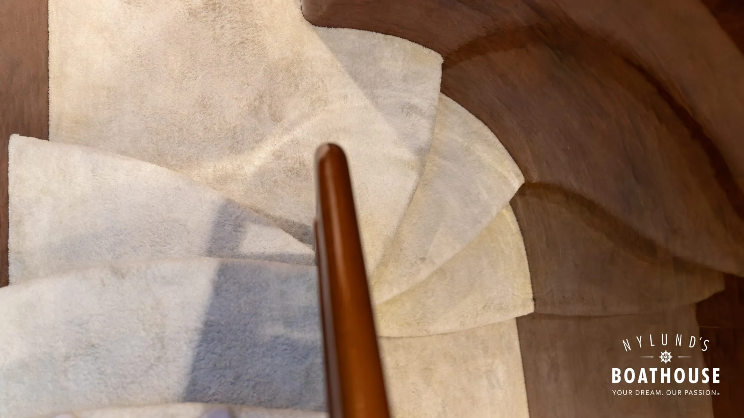 Elegance 68 - Image 216