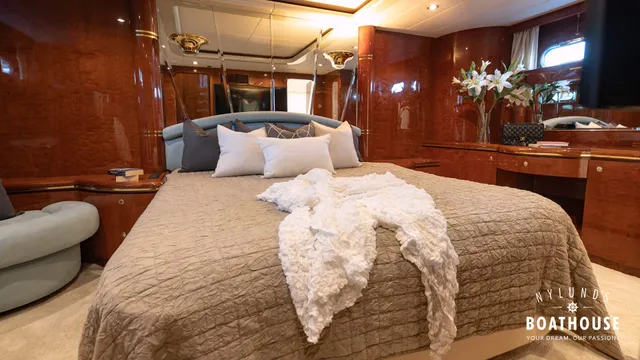 Elegance  68 - Image 103