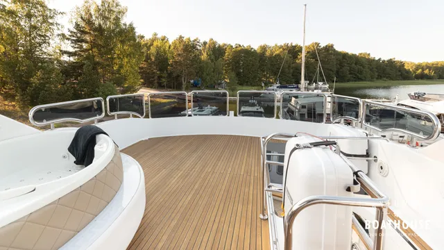 Elegance 68