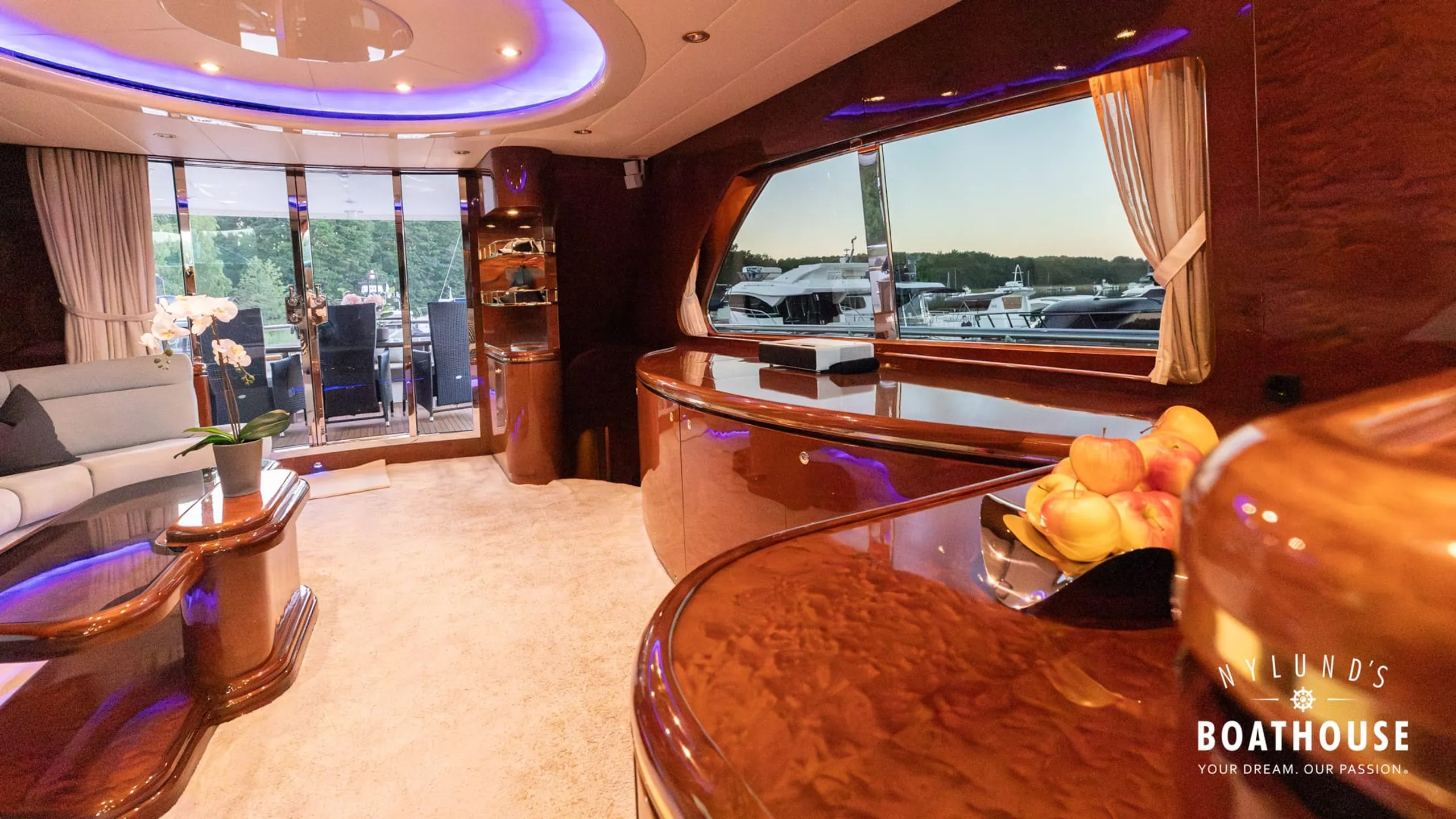 Elegance 68 - Image 172
