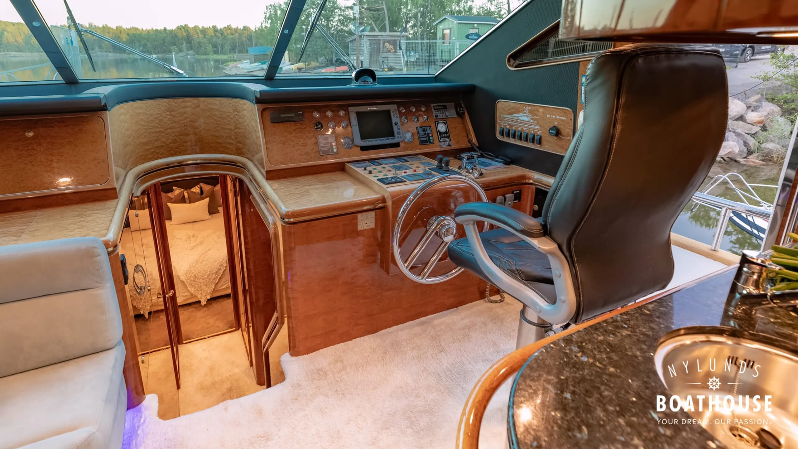 Elegance 68 - Image 163