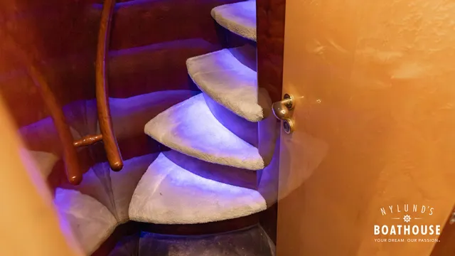 Elegance  68 - Image 237