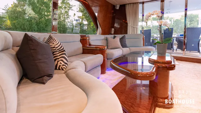 Elegance 68