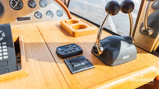 Nord West 390 Flybridge