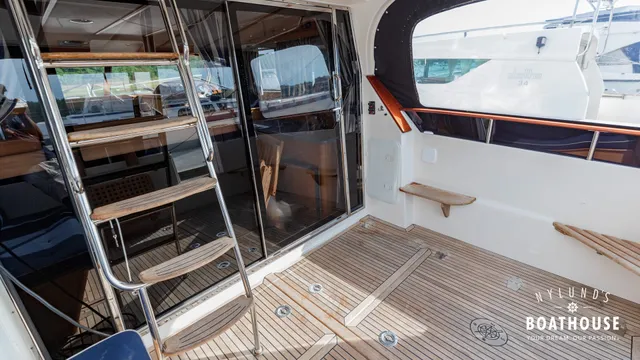 Nord West 390 Flybridge