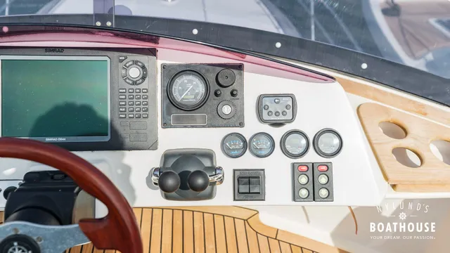 Nord West 390 Flybridge