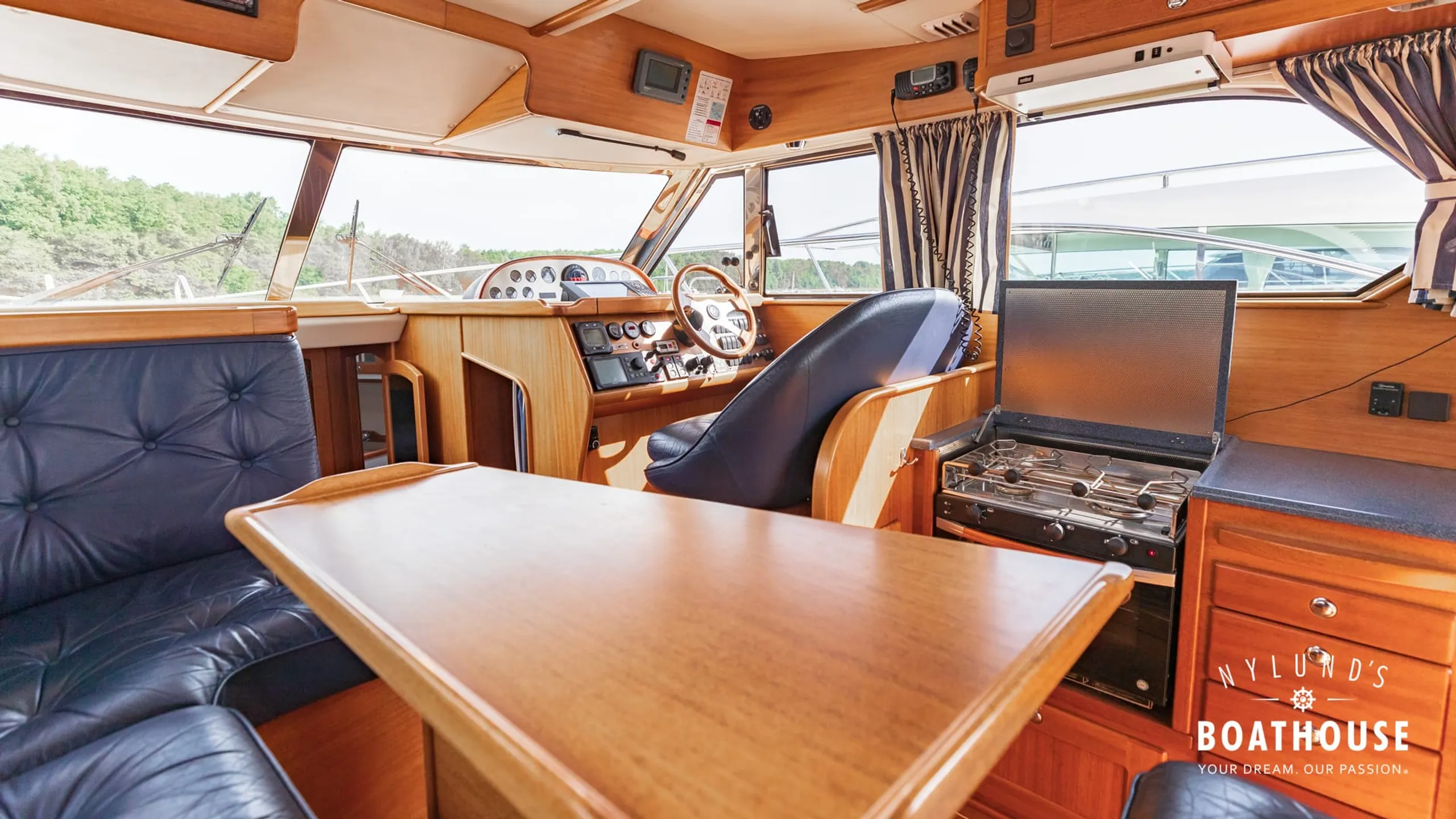 Nord West 390 Flybridge - Image 26