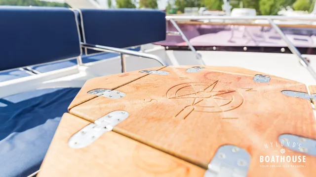 Nord West 390 Flybridge