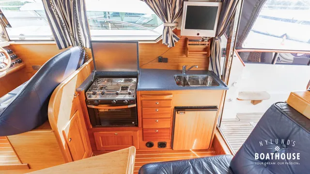 Nord West 390 Flybridge
