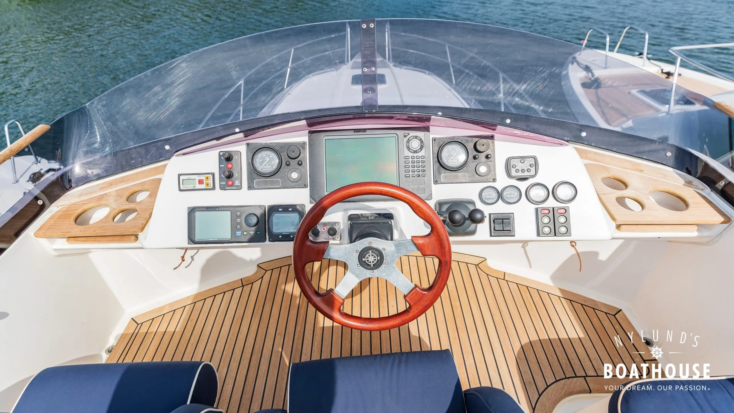 Nord West 390 Flybridge - Image 75