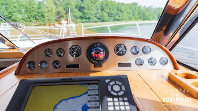 Nord West 390 Flybridge