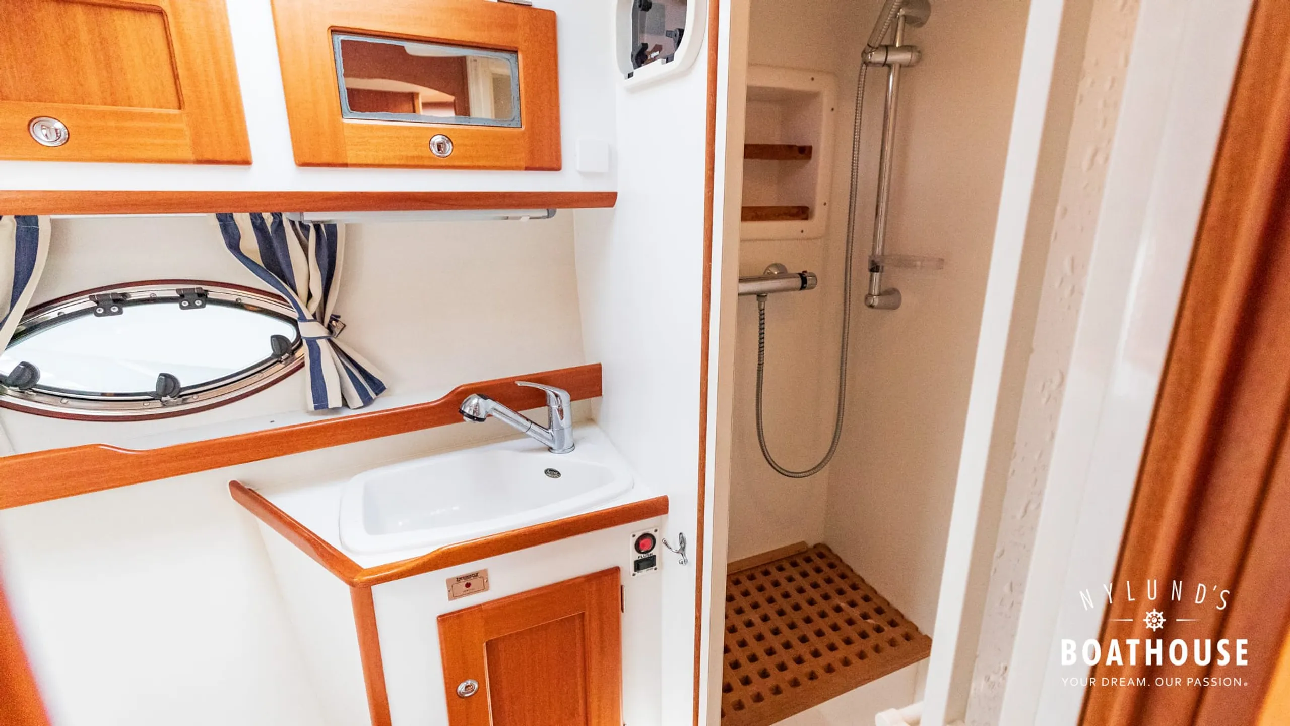 Nord West 390 Flybridge - Image 58