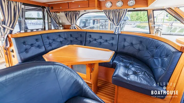 Nord West 390 Flybridge