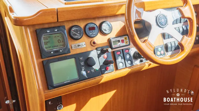 Nord West 390 Flybridge