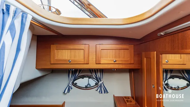 Nord West 390 Flybridge