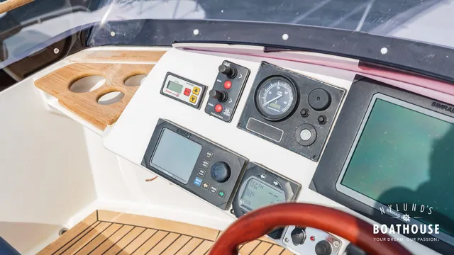 Nord West 390 Flybridge
